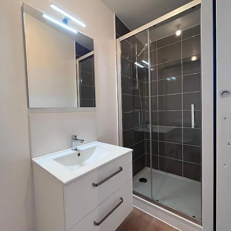 22 C Cozy And Convenient