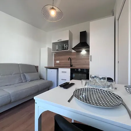Apartment 22 C Cozy And Convenient