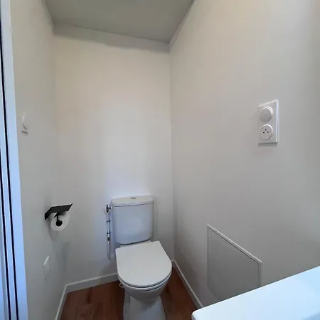 22 C Cozy And Convenient ラ・ロッシュ＝シュル＝ヨン